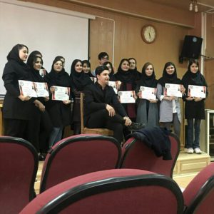 تصویری از کلاس‌ها و فعالیت‌های ایران‌دانشگاه